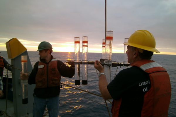 CCE researchers test for sequestered carbon in the deep ocean.