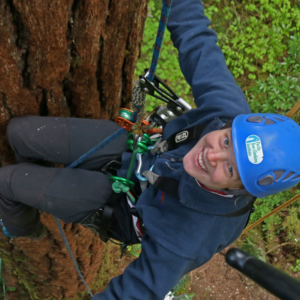 Sarah of the Pacific Tree Climbers.