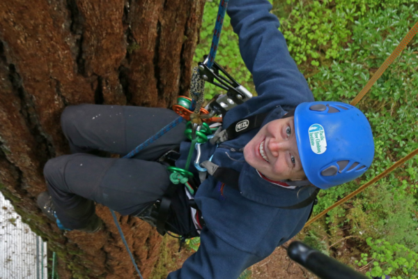 Sarah of the Pacific Tree Climbers.