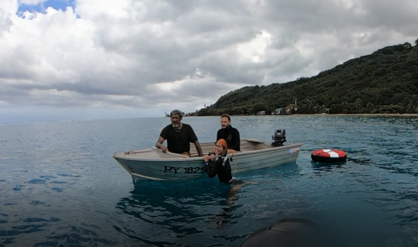 Dana out in the lagoon with another local fisher working on the CNH project (left) and SDSU collaborator Jean Wencélius (right).